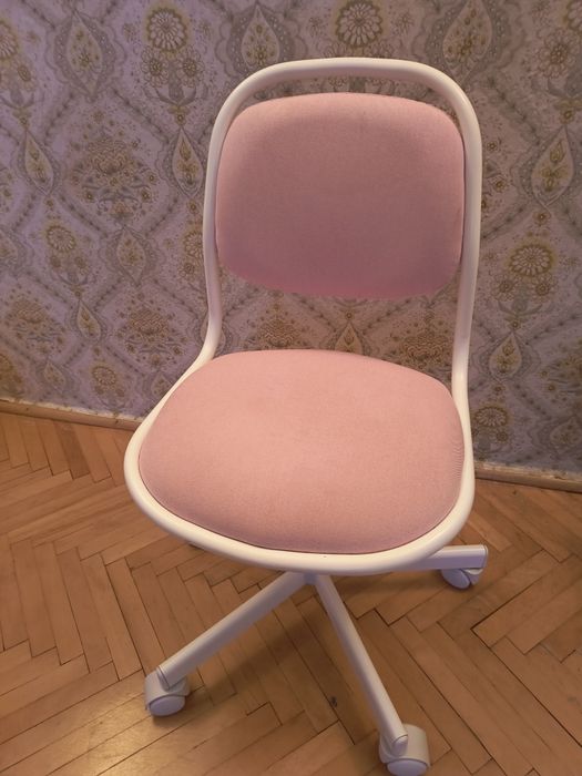 Krzesło dziecięce obrotowe