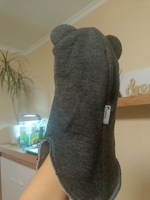 Шапка шолом фірми  Corona