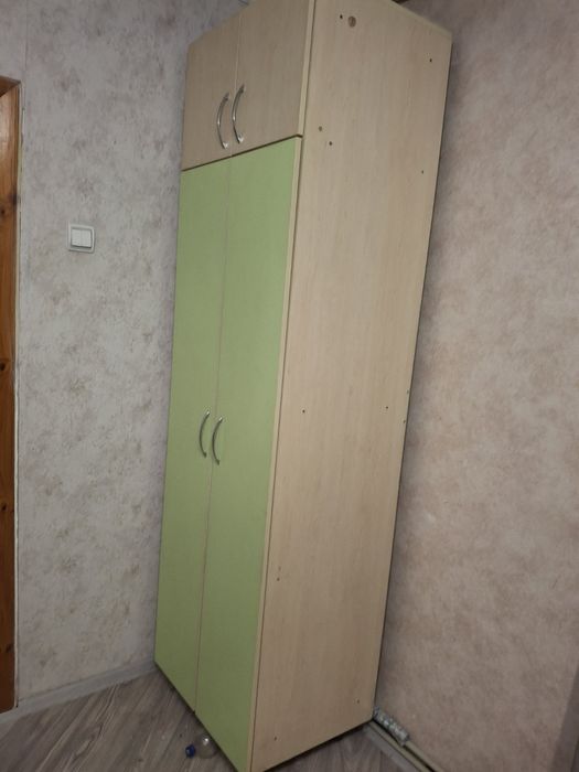 Продам шафу у використанні була мало