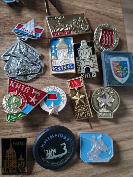 Значки з гербами міст