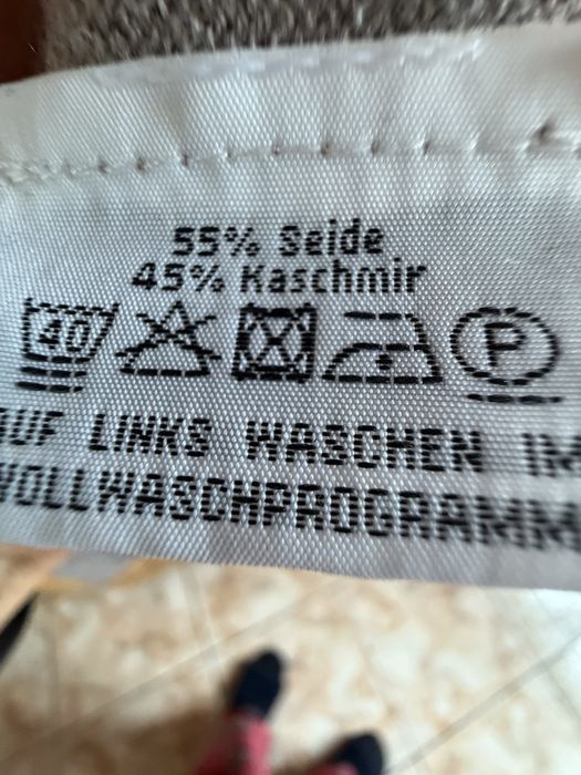 Sweter, 55 %, jedwab, 45 % kaszmir rozmiar XL.