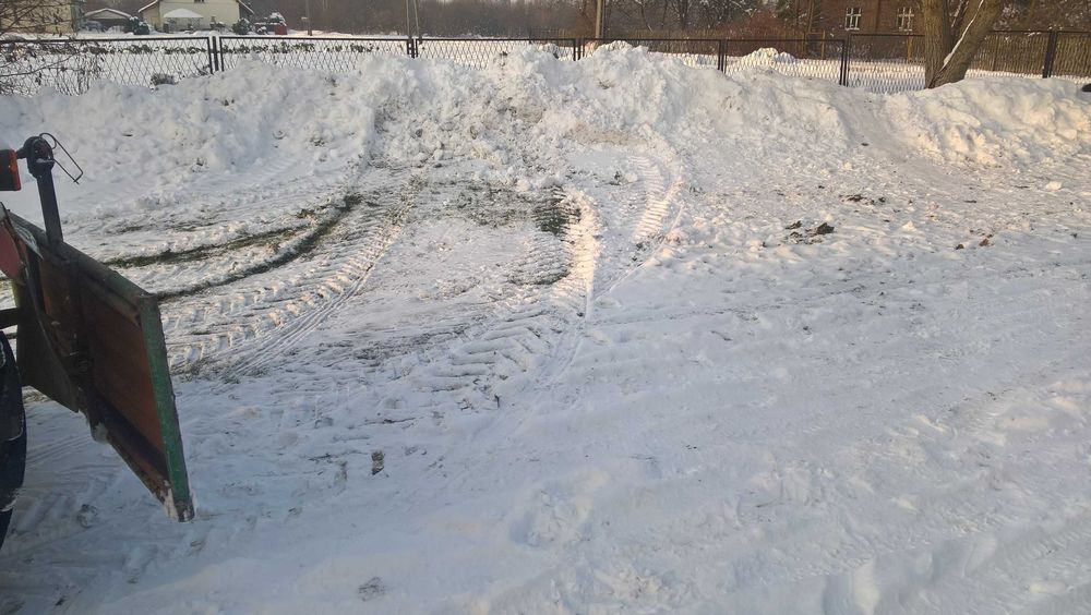 Zgarniacz  plug  do sniegu