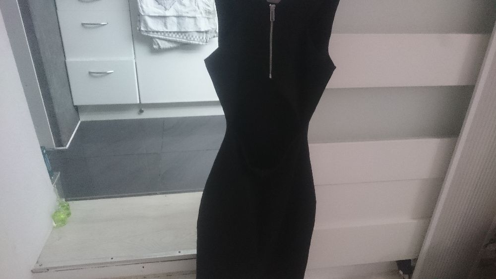 Sukienka Mohito czarna