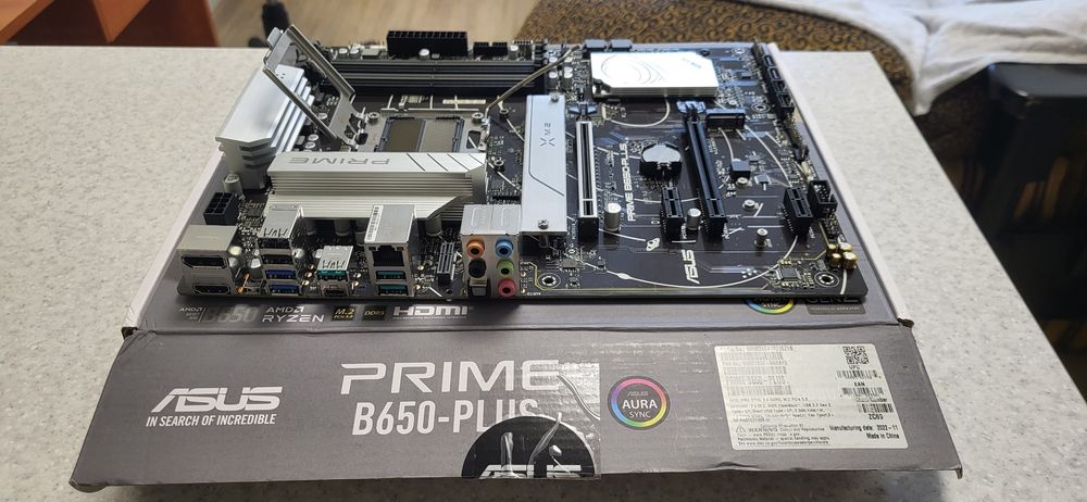 Материнська плата Asus PRIME B650-Plus (sAM5, AMD B650, PCI-Ex16)