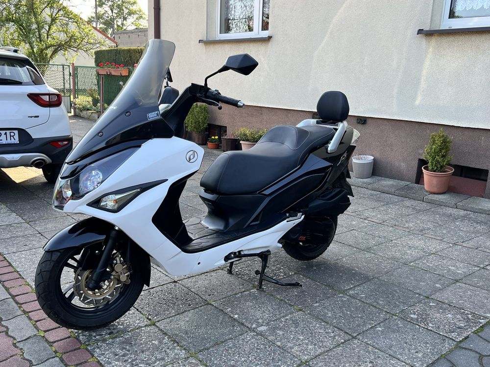 Skuter Dealim 125 S3 - znikomy przebieg