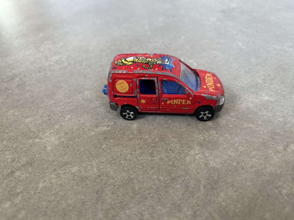 Model Resorak Majorette Renault Kangoo cyrk