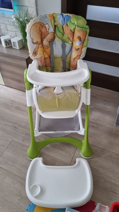 Bardzo fajne krzeselko do karmienia. Bardzo ładne!