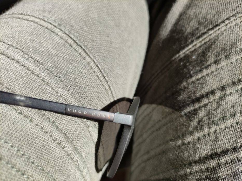 Óculos espelhados Hugo Boss