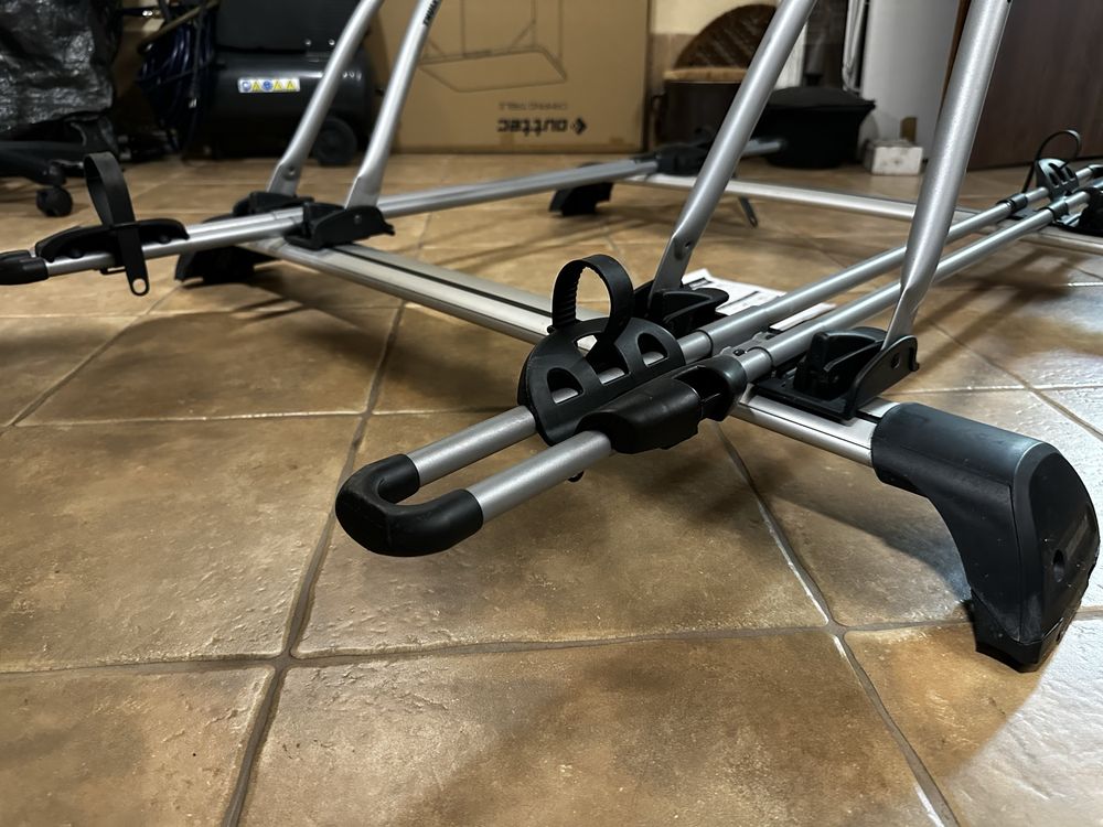 Bagażnik dachowy Yakima do Mazda CX5 + przystawki rowerowe Thule