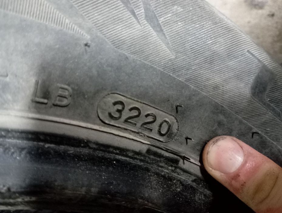 Шини зимові/Laufenn r13 175/70 2020 рік