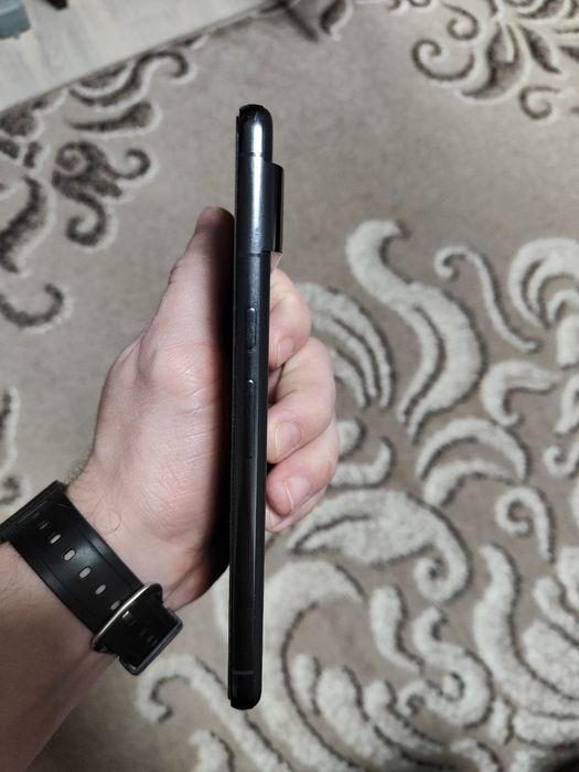 Продам Google pixel 8 pro Black на 128