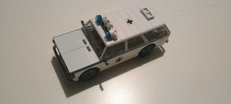 Cobi FSO 125p Sanitarka