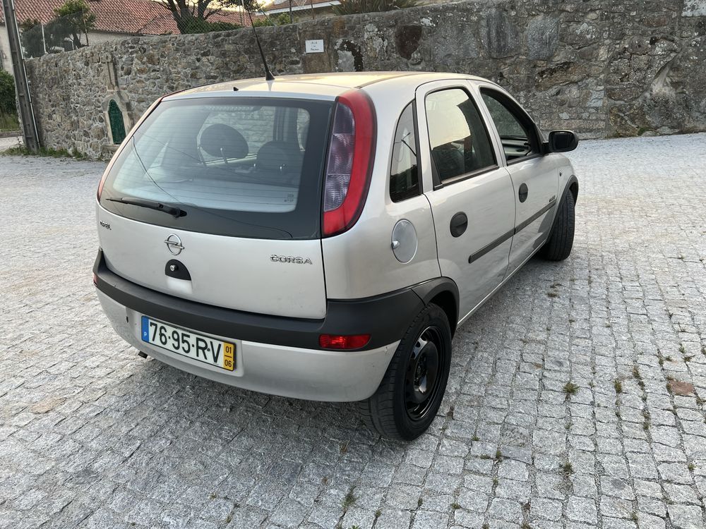 Opel corca disponivel