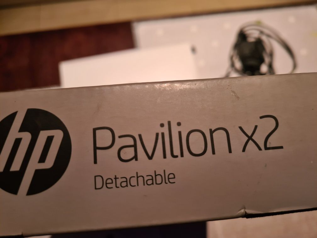 HP Pavilion X2 - mało używany, ładny stan