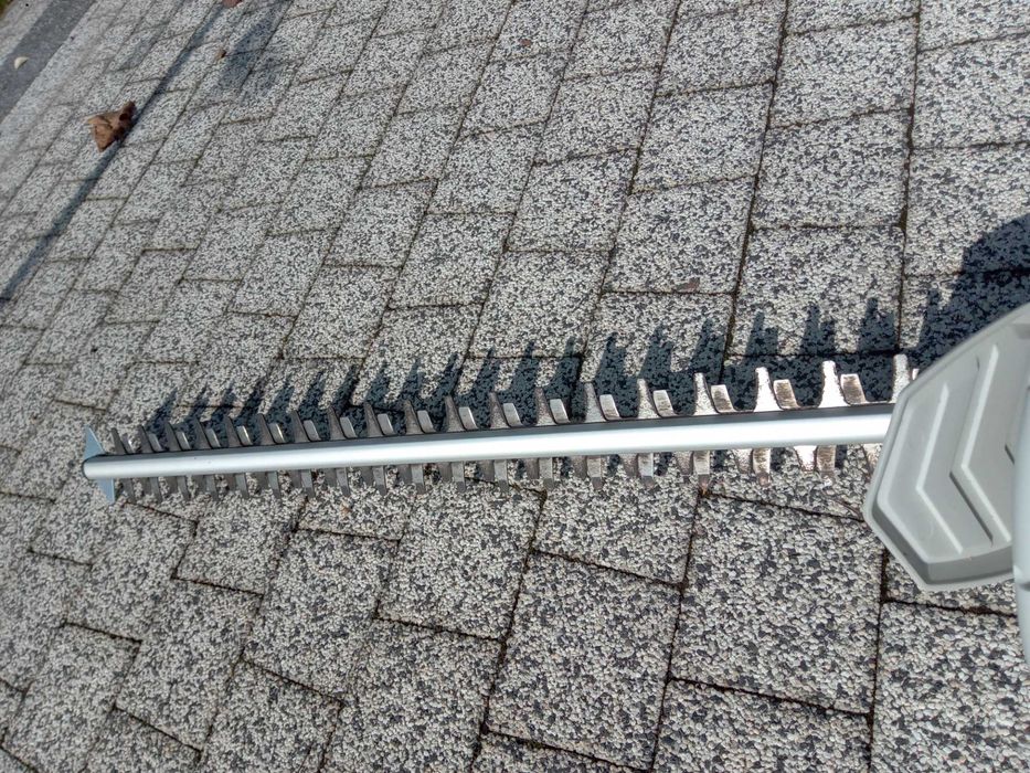 Nożyce elektryczne do żywopłotu MacAllister 710 W 60 cm