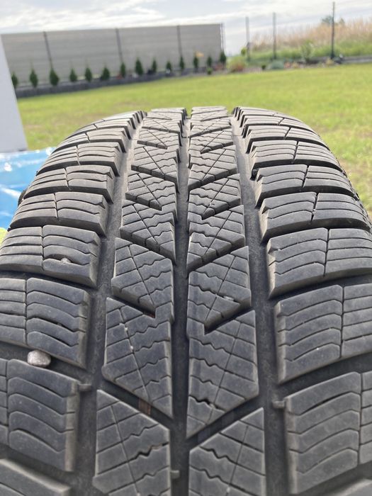 Opony zimowe Barum Polaris 5 205/55/R16 T