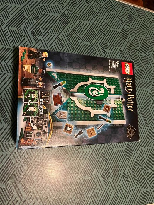 LEGO 76410 Harry Potter - Flaga Slytherinu
