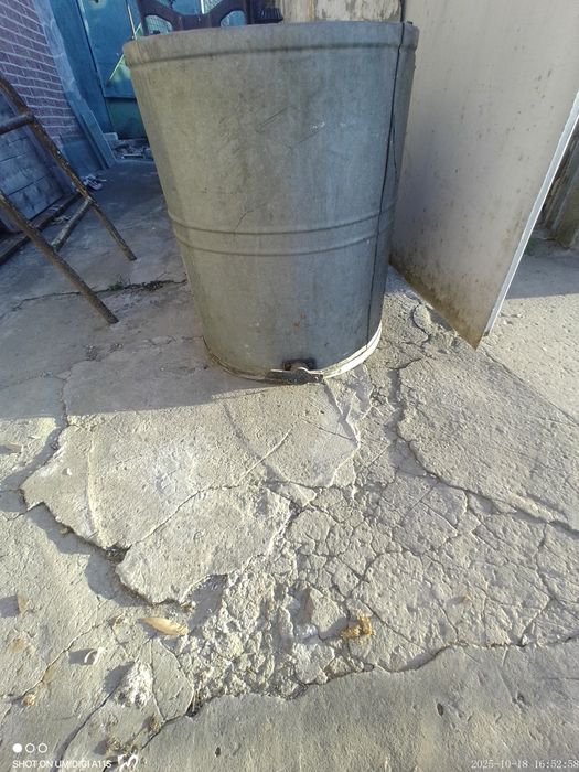 Продам медогонку в гарному стані