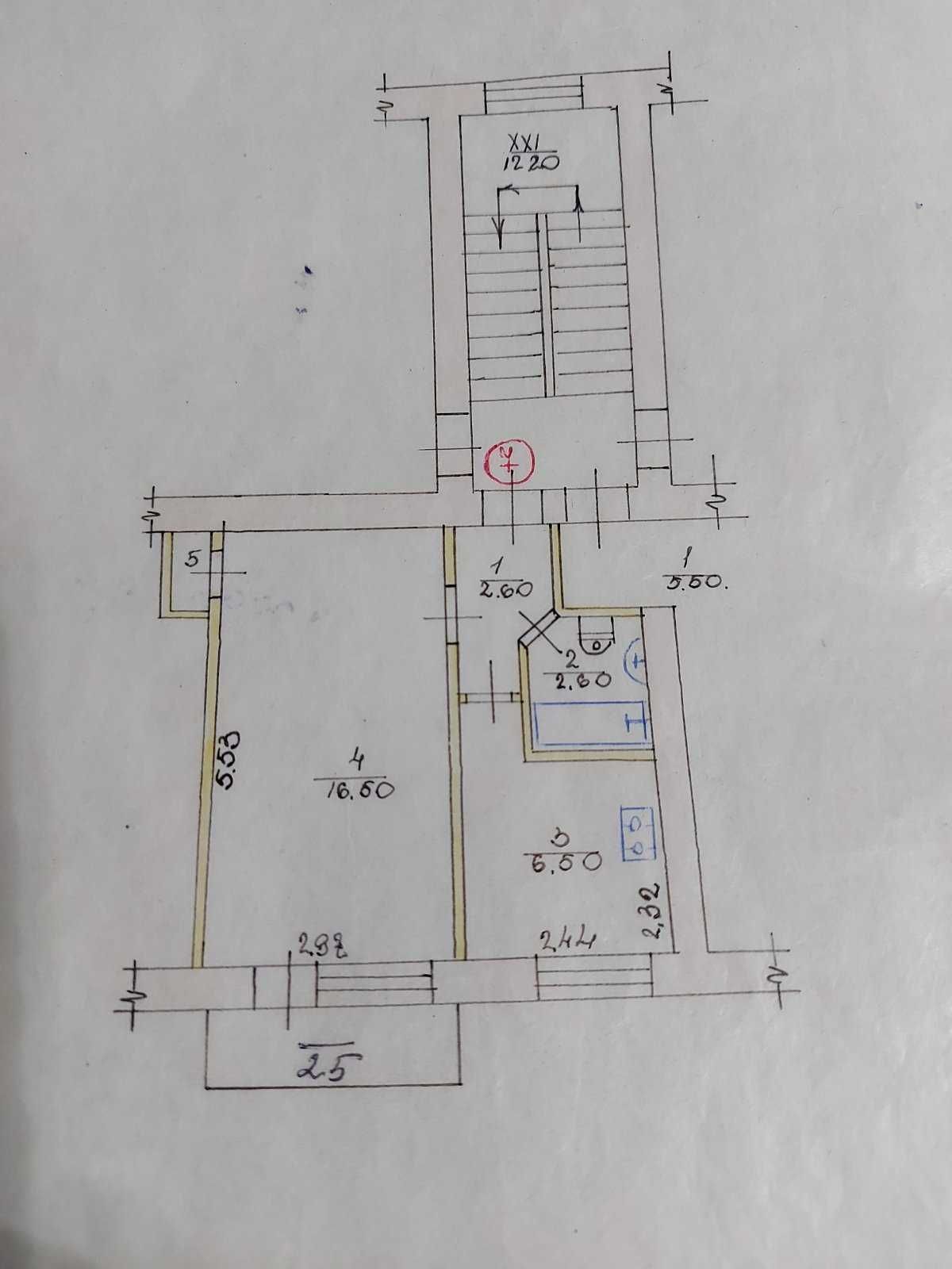 Продам об'єднані 2 квартири (70м²), 2 балкони + гараж