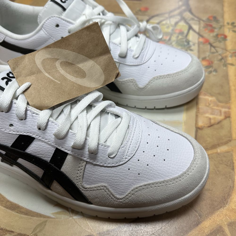 ASICS.  Кеди  чоловічі. Оригінал. Нові. Розмір 46,5. Шкіряні.