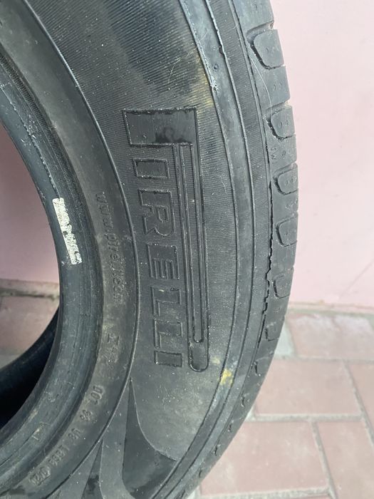 Комплект летней резини на паркетник или бус Pirelli Scorpion 215/70R16