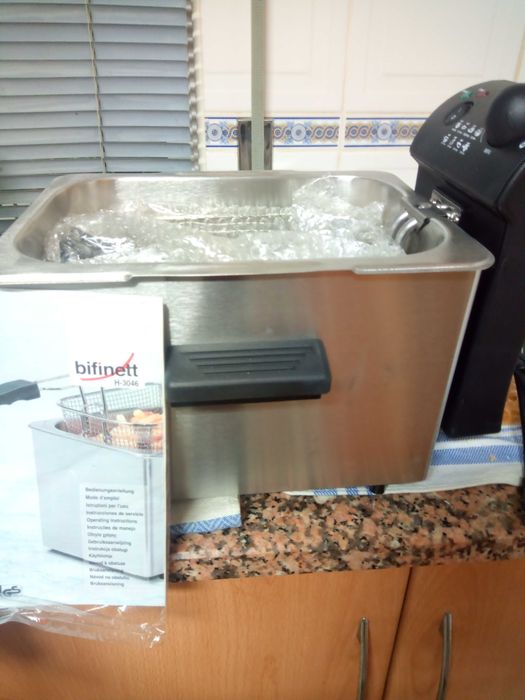 Fritadeira elétrica Bifinett nova ainda embalada na caixa