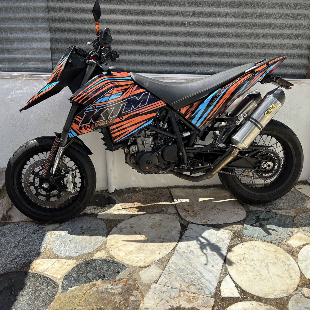 Ktm 690 supermotar 35kw