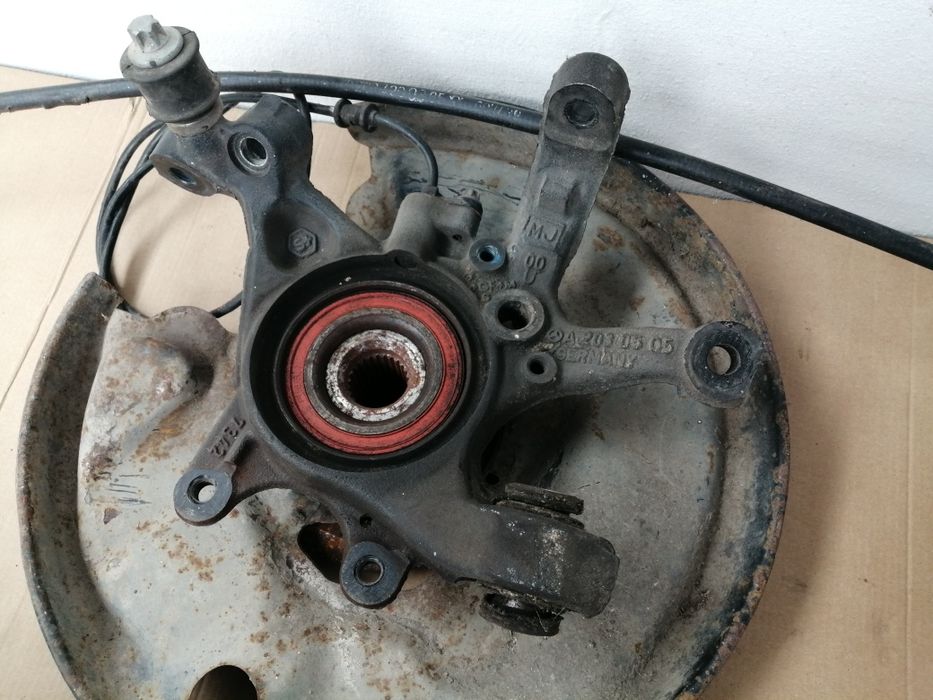 Задня цапфа, ступиця, речаг Mercedes benz C-CLASS W203 W210.
