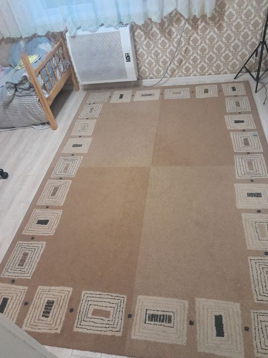 Продається килим бу  3*2