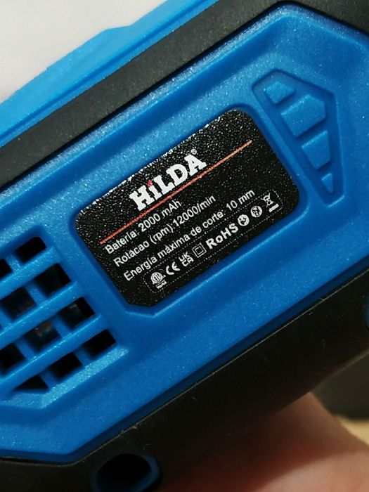 Ножницы электрические, аккумуляторные. Для ткани, кожи, картона.