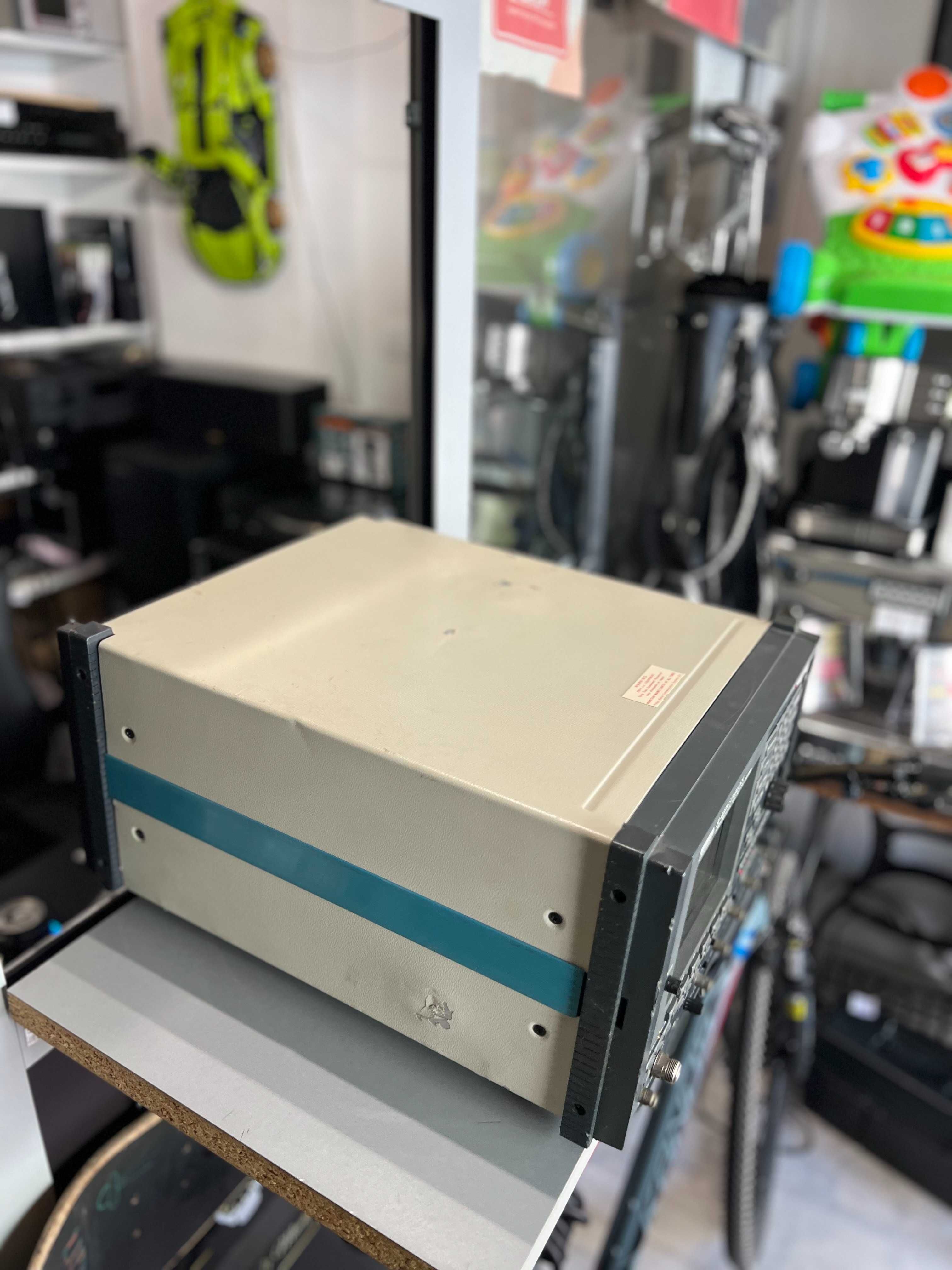 Schlumberger SI 4031 zestaw testów komunikacji 400 kHz - 1 GHz