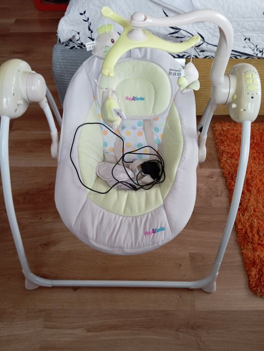 Huśtawka Bujaczek dla niemowlaka