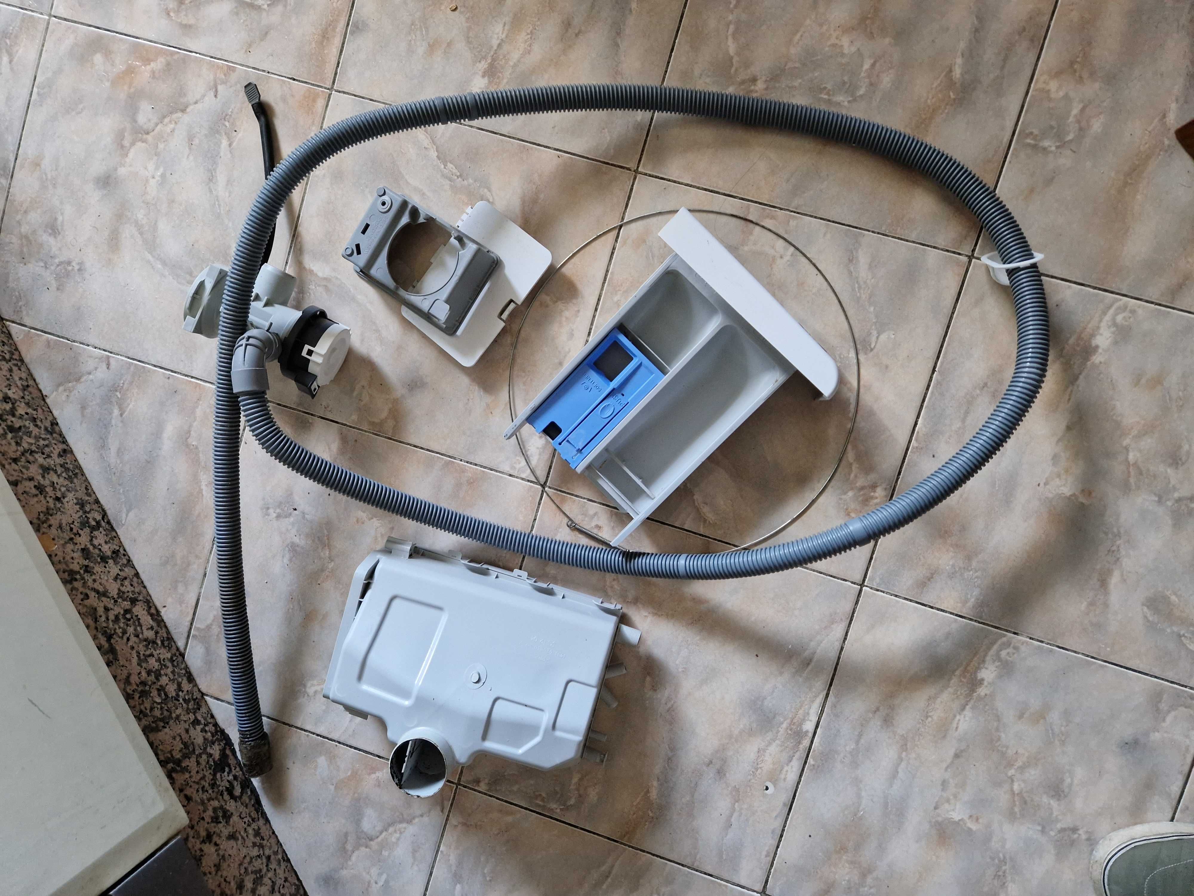 LG F4WN408N0 - Máquina de lavar Roupa - Peças todo o tipo