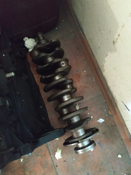 Продам двигатель на lt 46