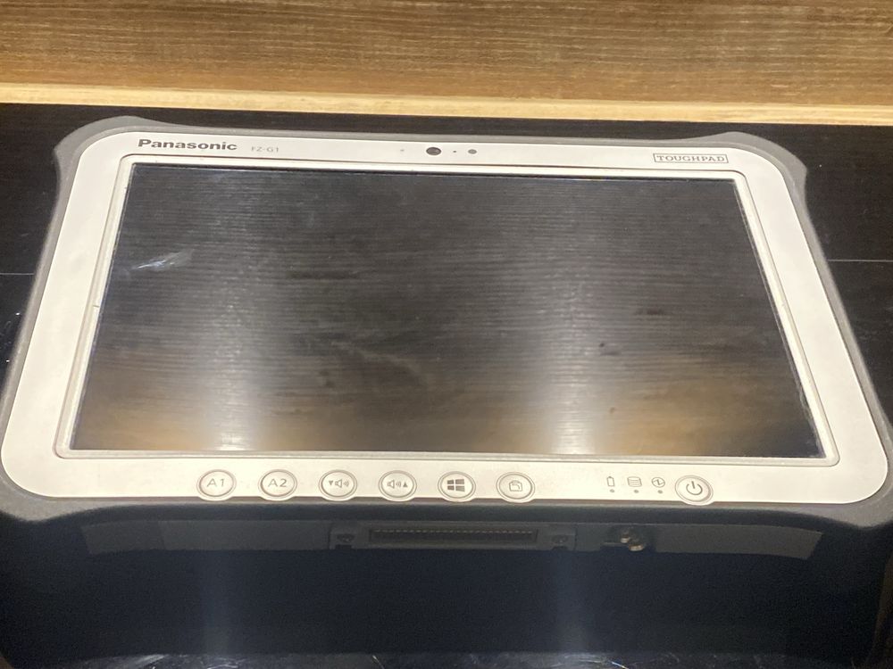 Pancerny tablet panasonic