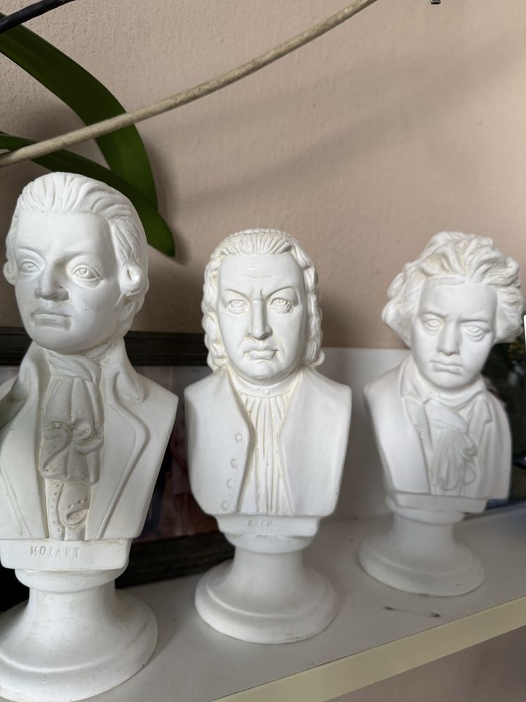 zestaw popiersi kompozytorow - Mozart, Bach, Beethoven