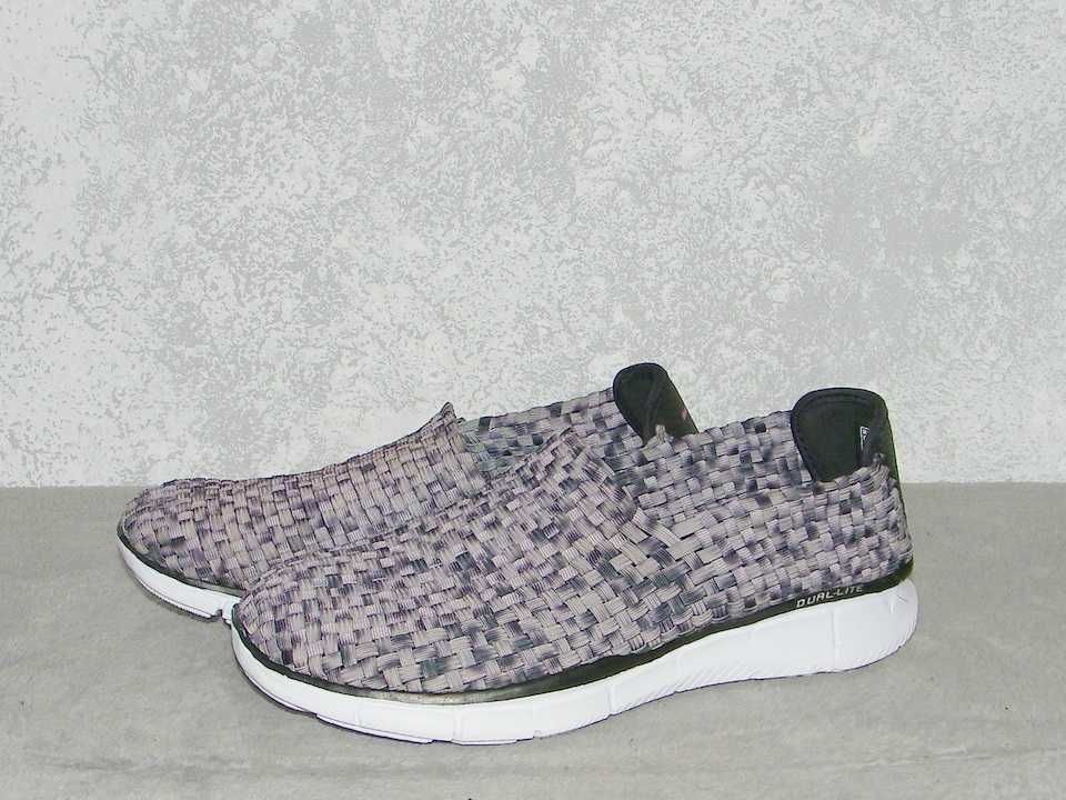 SKECHERS Memory Foam - BUTY WSUWANE - rozm 41 / 42 - JAK NOWE !!!