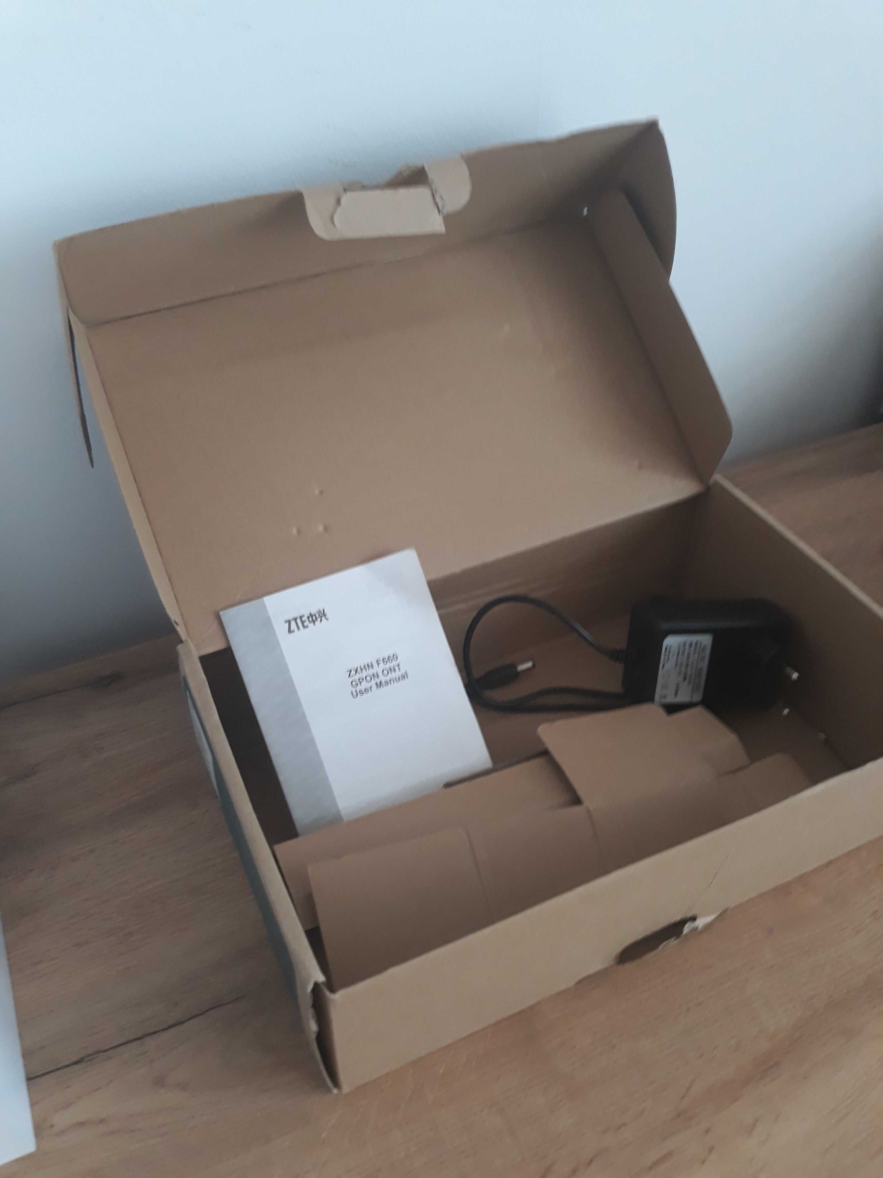 Router ZTE ZXHN F660