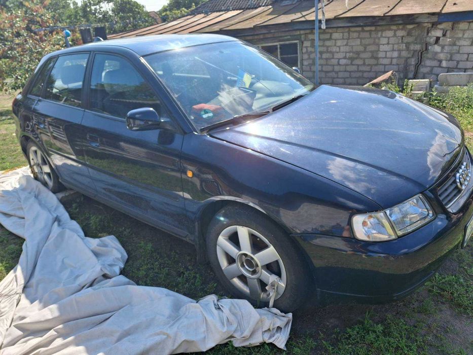 AUDI A3 1.6 2000г.после ДТП