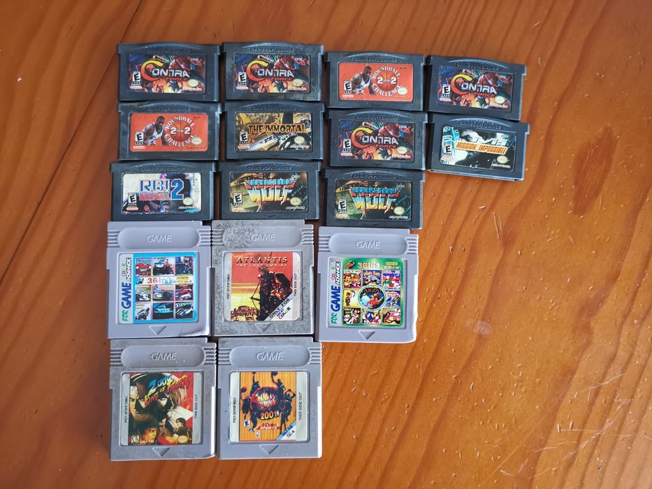 Vários jogos gameboy antigos