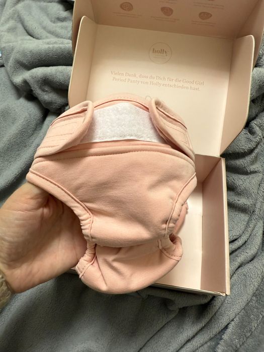 Трусики holly для собак во время течки