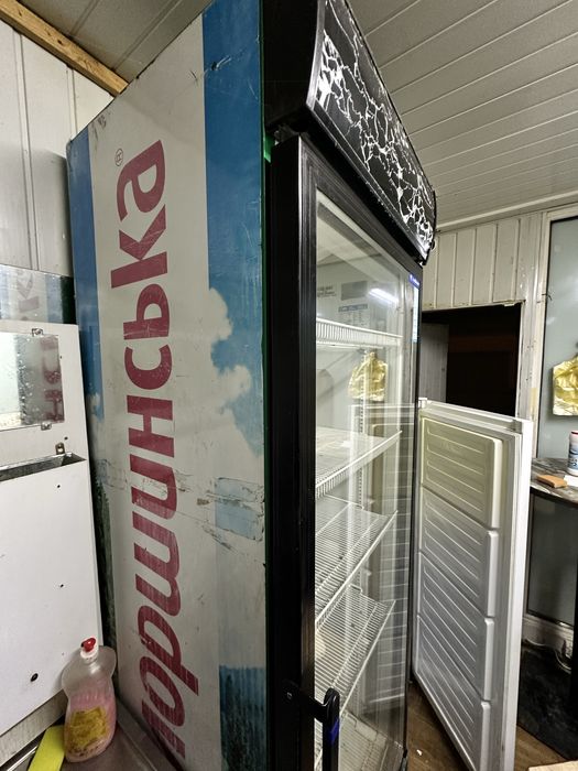 Холодильный шкаф витрина холодильник UBC ice stream medium