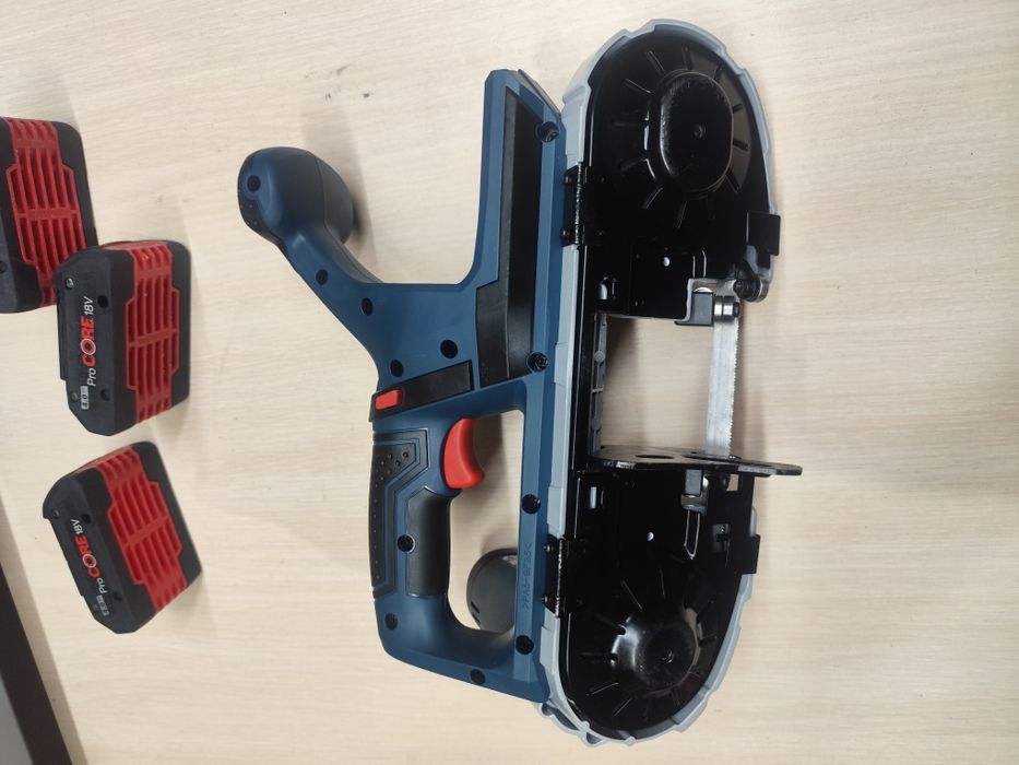 Bosch GCB 18V-63 безщіткова стрічкова пила по металу Бош Оригінал