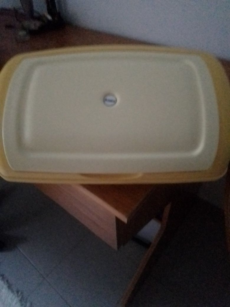 Caixa para guardar pão