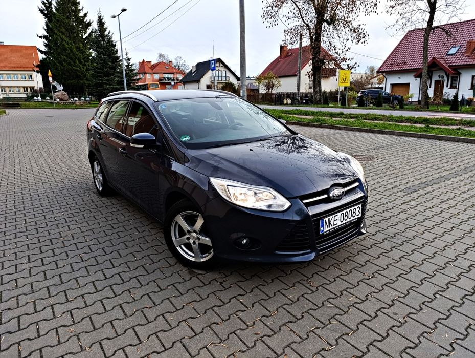 *Ford Focus*1.6 benzyna*2011r.*SUPER stan*