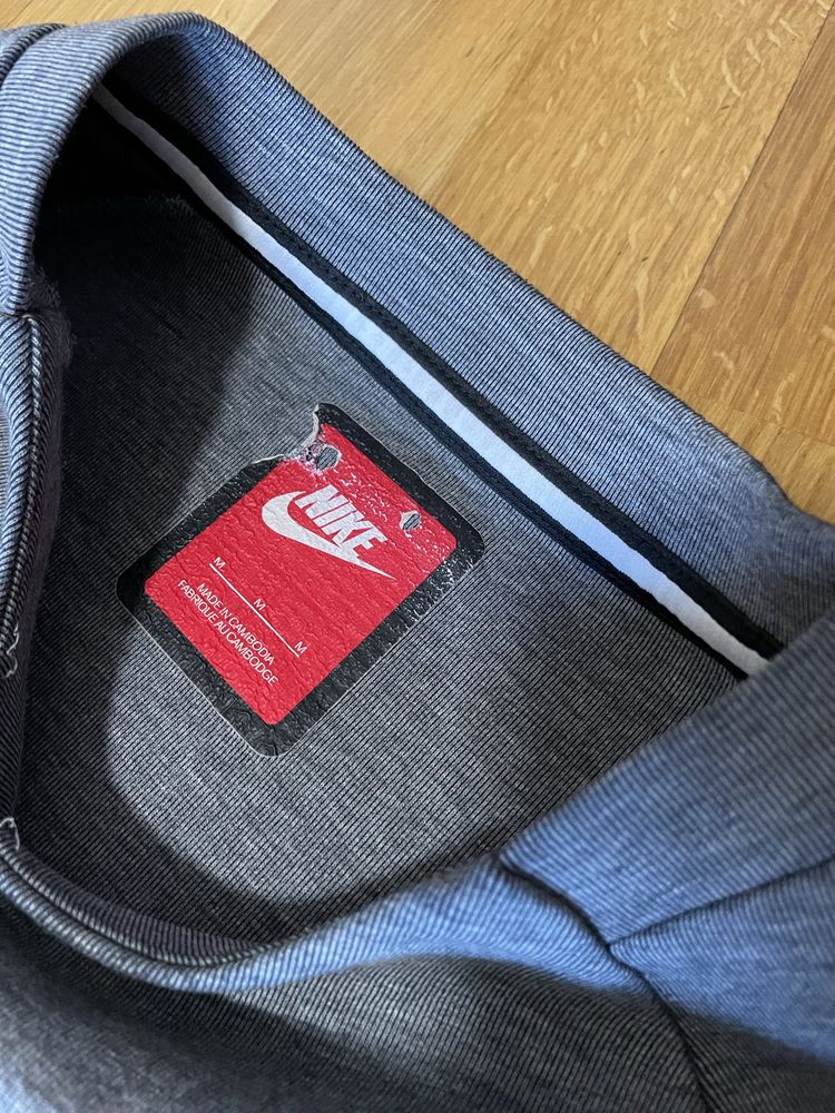 Кофта nike tech fleece M