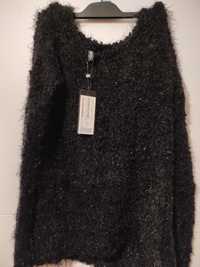 Nowy czarny  błyszczący sweter