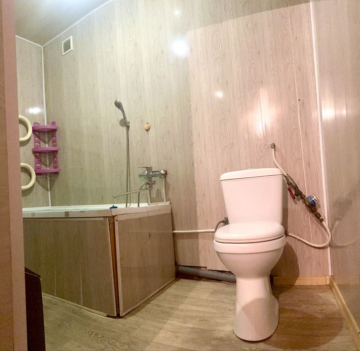 2-х є-Відновлення, чешка « 8 лікарня» 2/5, гарний стан, тепла