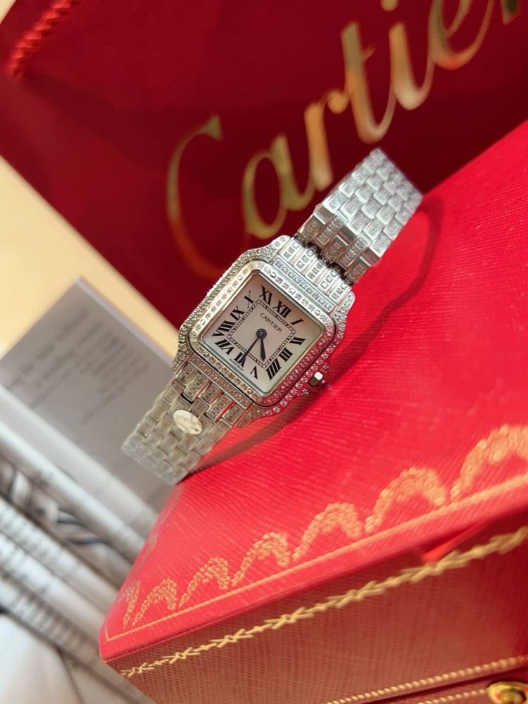 Часы Cartier женские