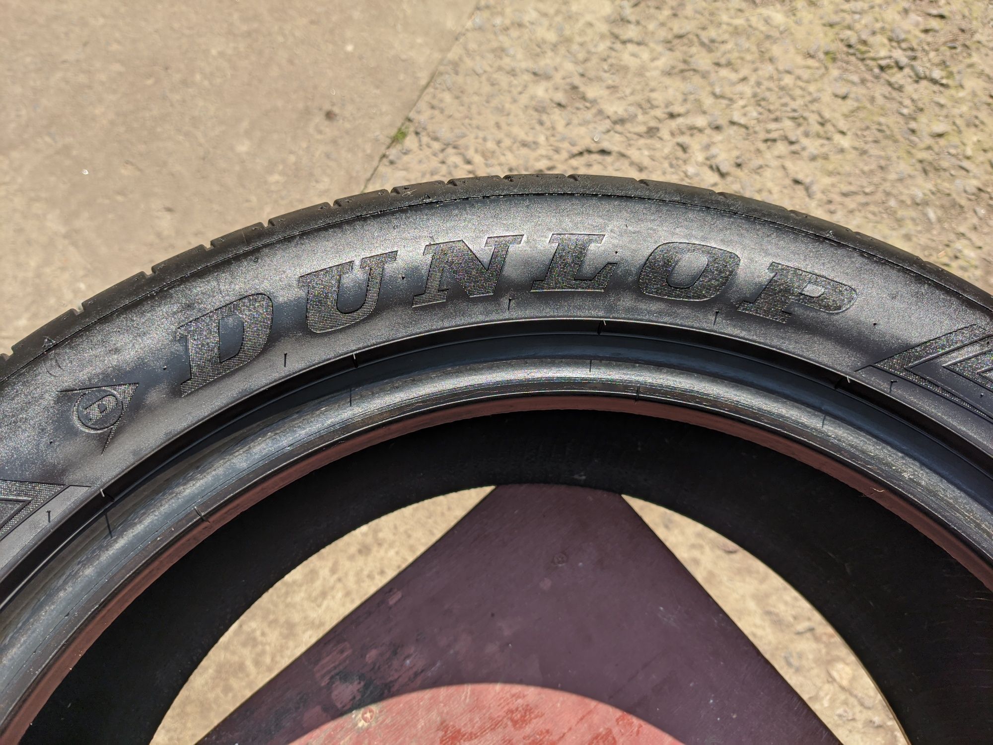 Продам комплект літньої резини 235/50 R18 Dunlop/General